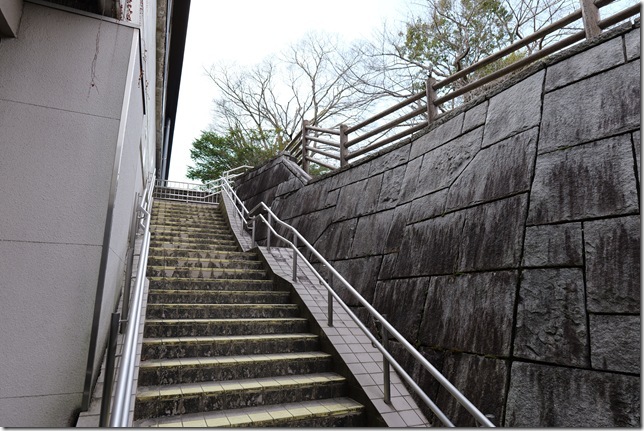 天主台へ