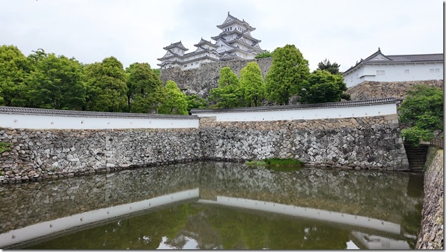 三国堀と天守