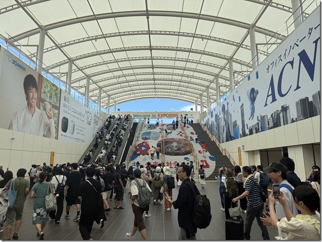 夢洲駅