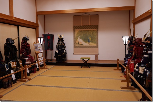 孔雀之間