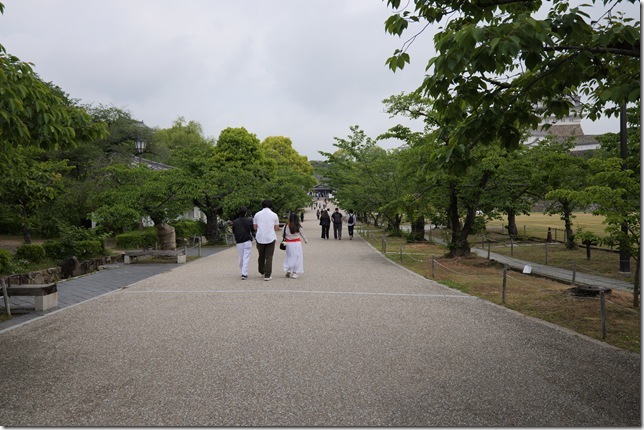 登城口へ