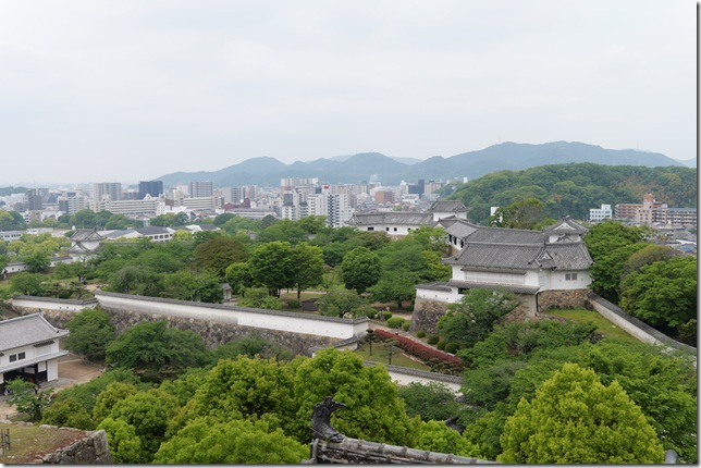 乾小天守から見た西の丸