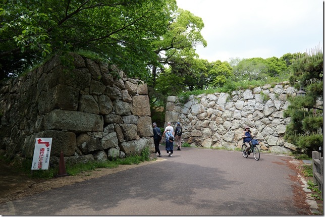 南勢隠門跡