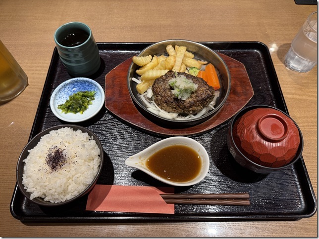 但馬牛ハンバーグ定食