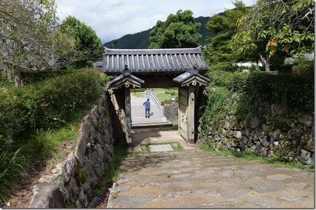 登城門