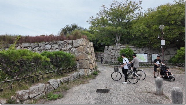 東不明門跡