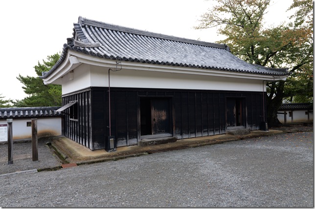 中櫓 (御具足蔵)