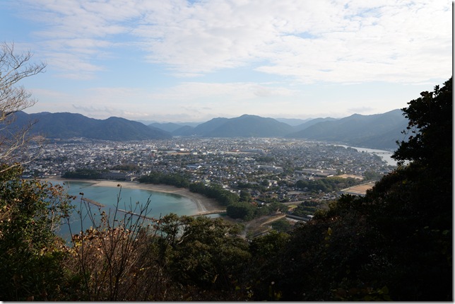 辰巳矢倉跡より