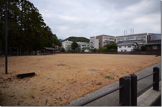 築山跡史跡公園