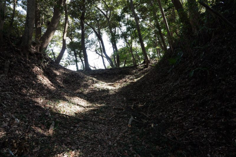 空堀(東二の曲輪-馬出曲輪)