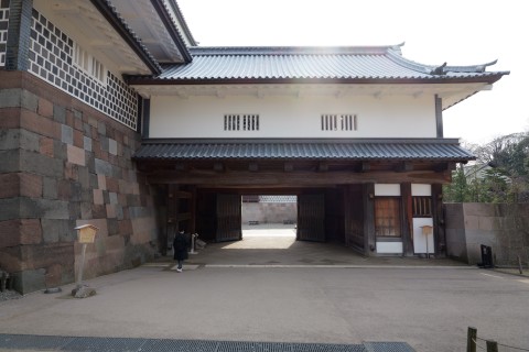 橋爪門（二の門）