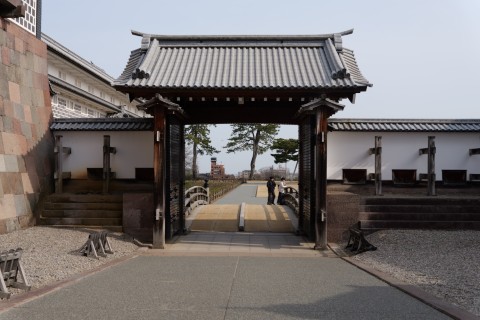 橋爪門（一の門）