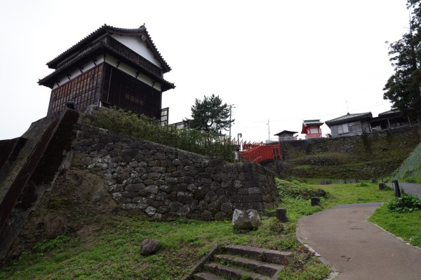 卯寅口門脇櫓と卯寅口門櫓跡