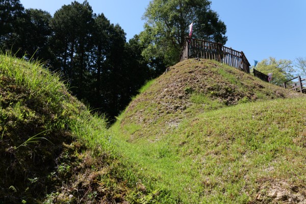 二重堀切（北側）薬研堀と三の曲輪