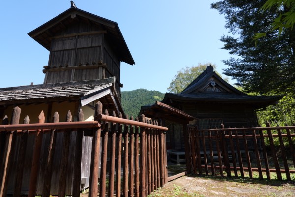 井楼櫓・主殿・城門