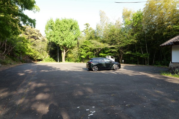 鳥羽山公園駐車場