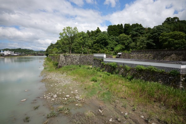 水ノ手門西側長塀と石垣