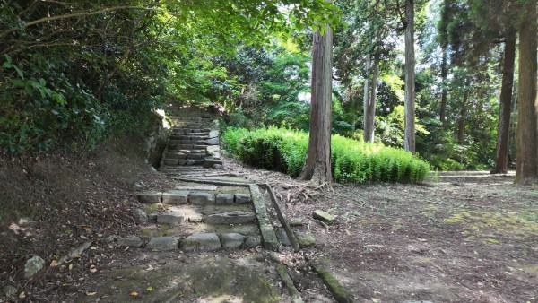 本丸へ