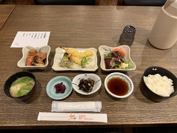 ホテルでの夕飯