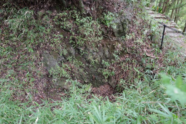 堀切・井戸