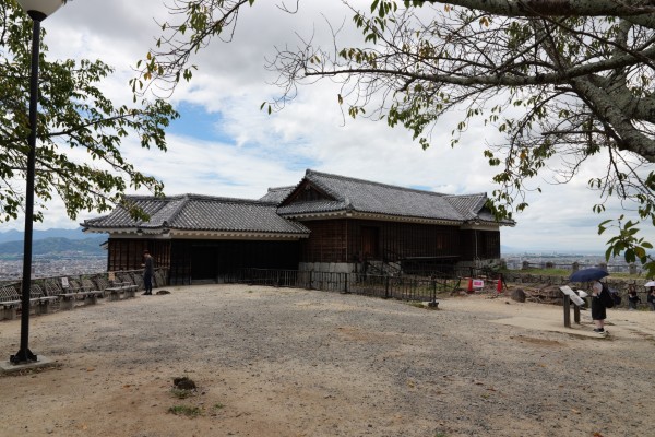 隠門・筒井門