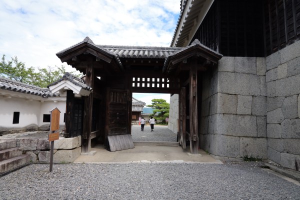 仕切門