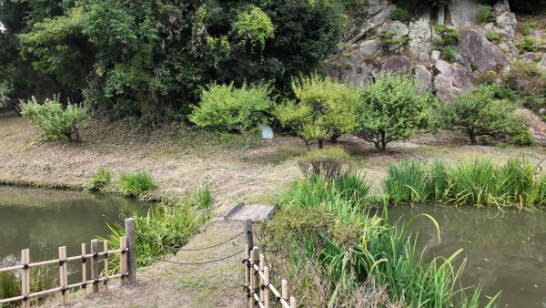 内堀にかかる橋