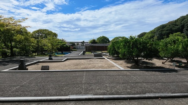 御居間