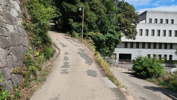 県庁裏登城道
