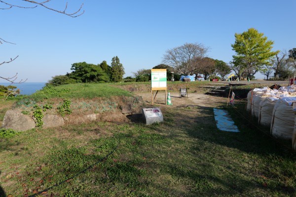 本丸門跡