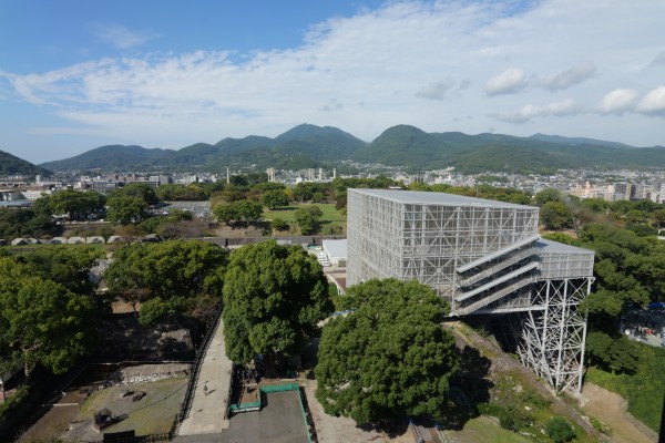 天守からの宇土櫓(西)