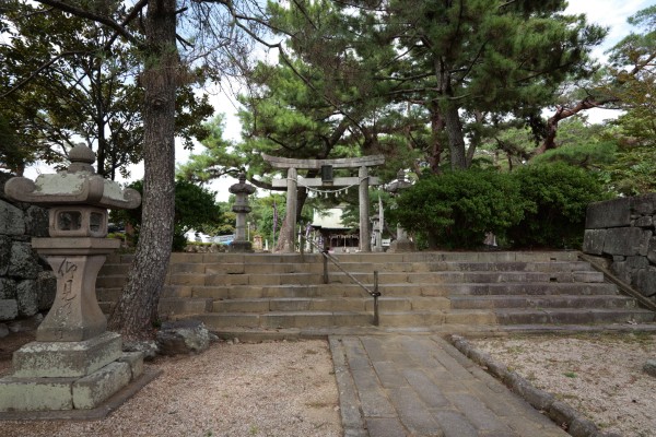 篠山神社