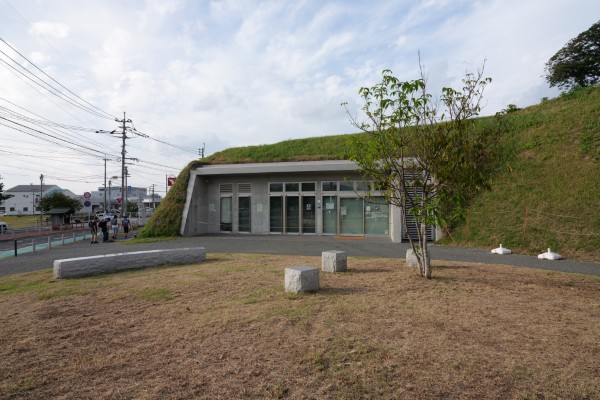 水城館